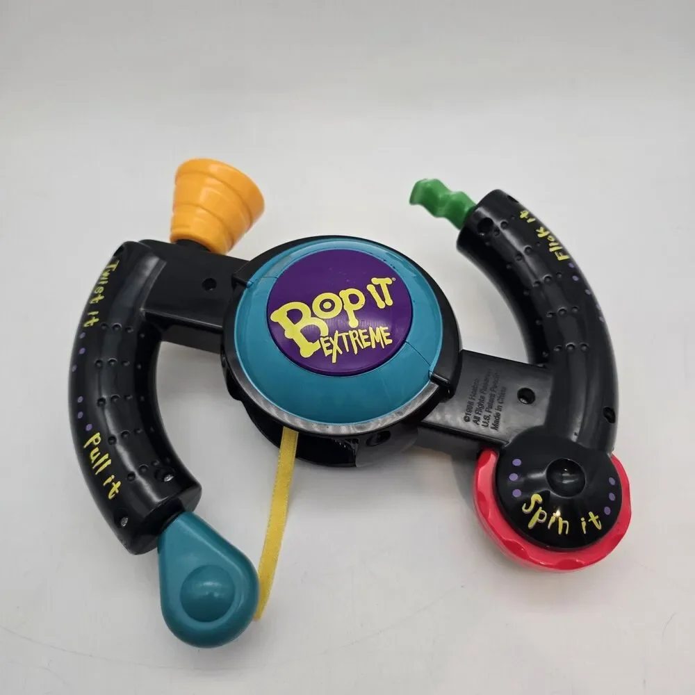 Bop It Extreme 1998 Hasbro Handheld Game Tested Works (Missing Battery Plate)